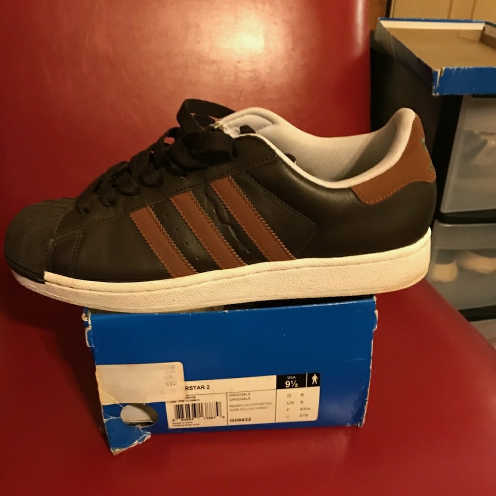 Adidas shell toes
